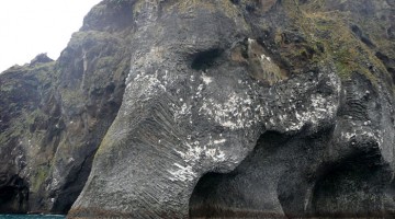 rock-formation-elephant-mammoth-heimaey-iceland